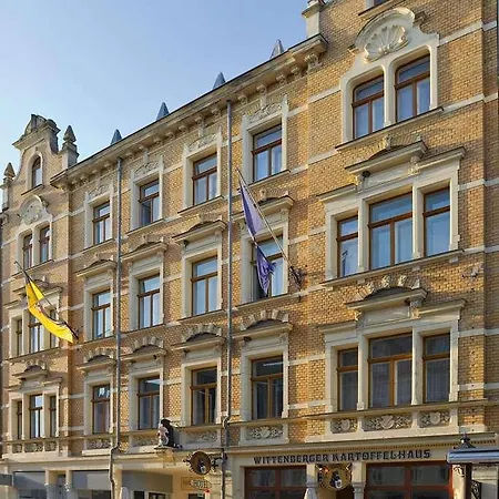 Ringhotel Schwarzer Baer 3*